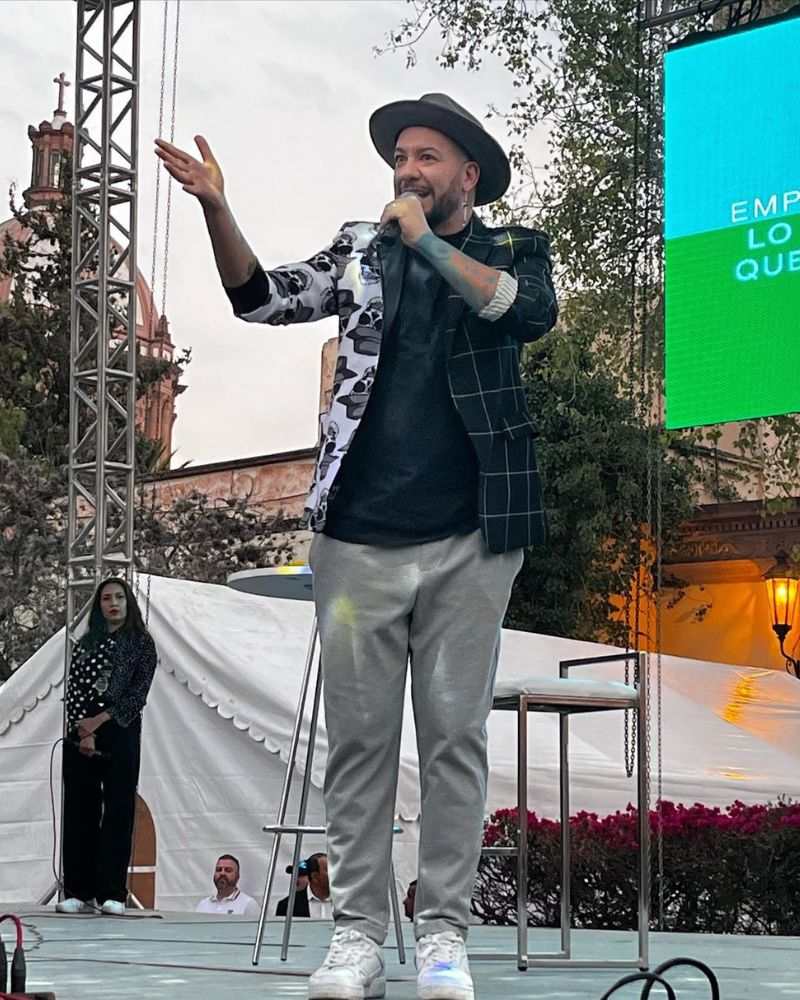Faisy Conferencia Comercial