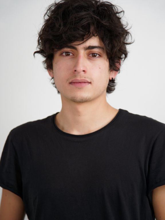 xr:d:DAE6nVT2a44:233,j:31243190254,t:22072117